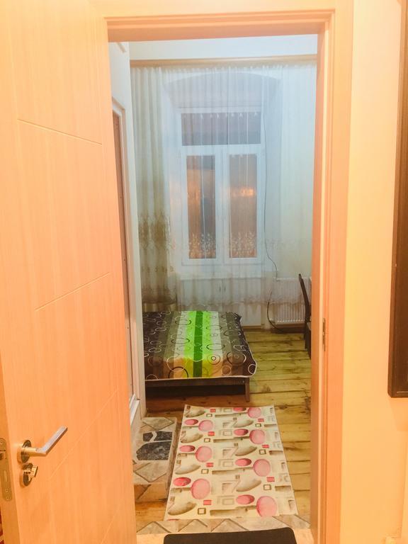 Guesthouse Nati-Natia Tbilisi Bagian luar foto