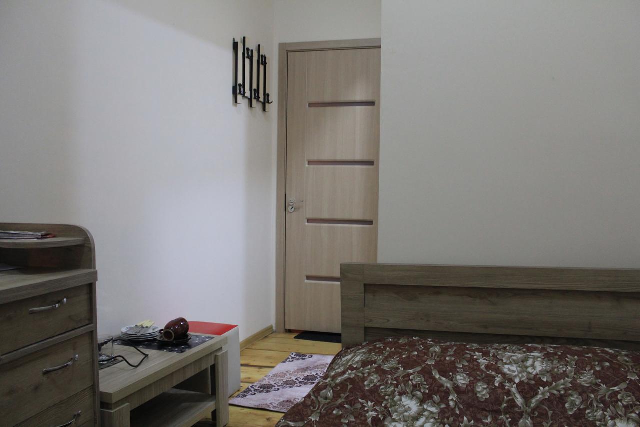 Guesthouse Nati-Natia Tbilisi Bagian luar foto