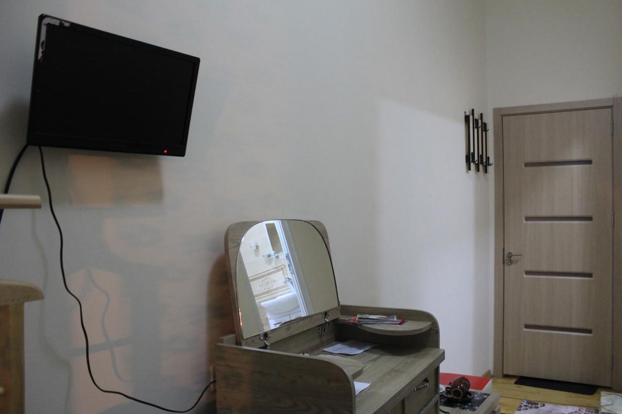 Guesthouse Nati-Natia Tbilisi Bagian luar foto